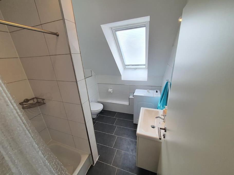 Photo of Bathroom in Russee - Hammer