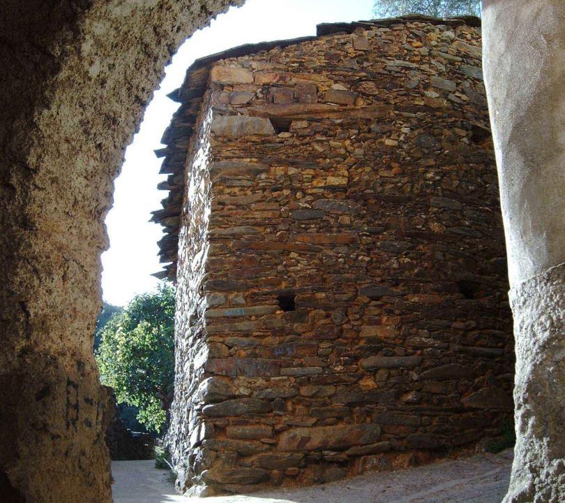 Photo of Buildings in Erias