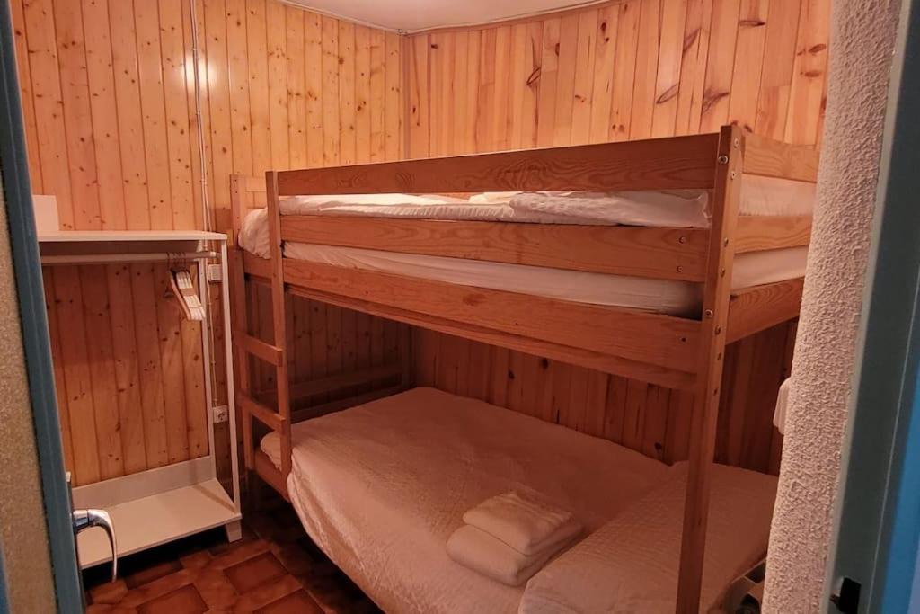 Photo of Bedroom in Sacedon