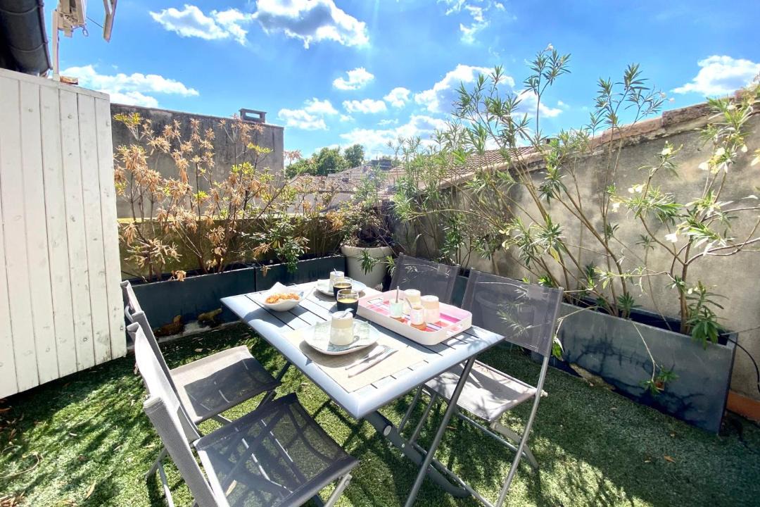Photo of Patio Balcony in Route d'Arles