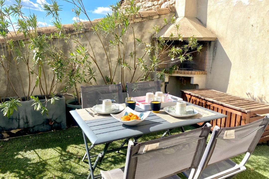 Photo of Patio Balcony in Route d'Arles
