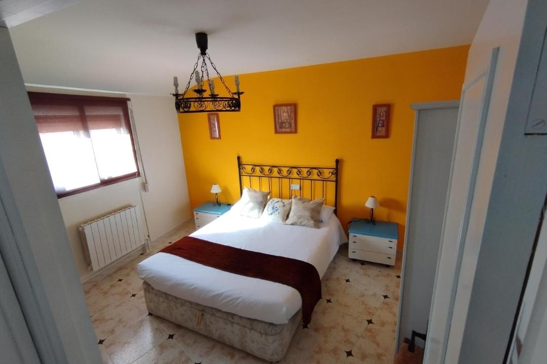 Photo of Bedroom in Losana de Piron