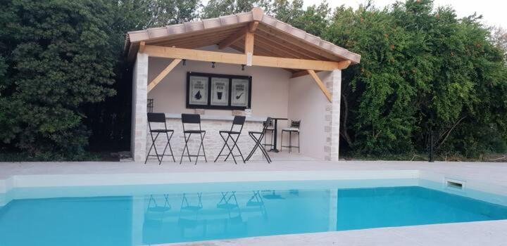 Photo of Others in Beaucaire