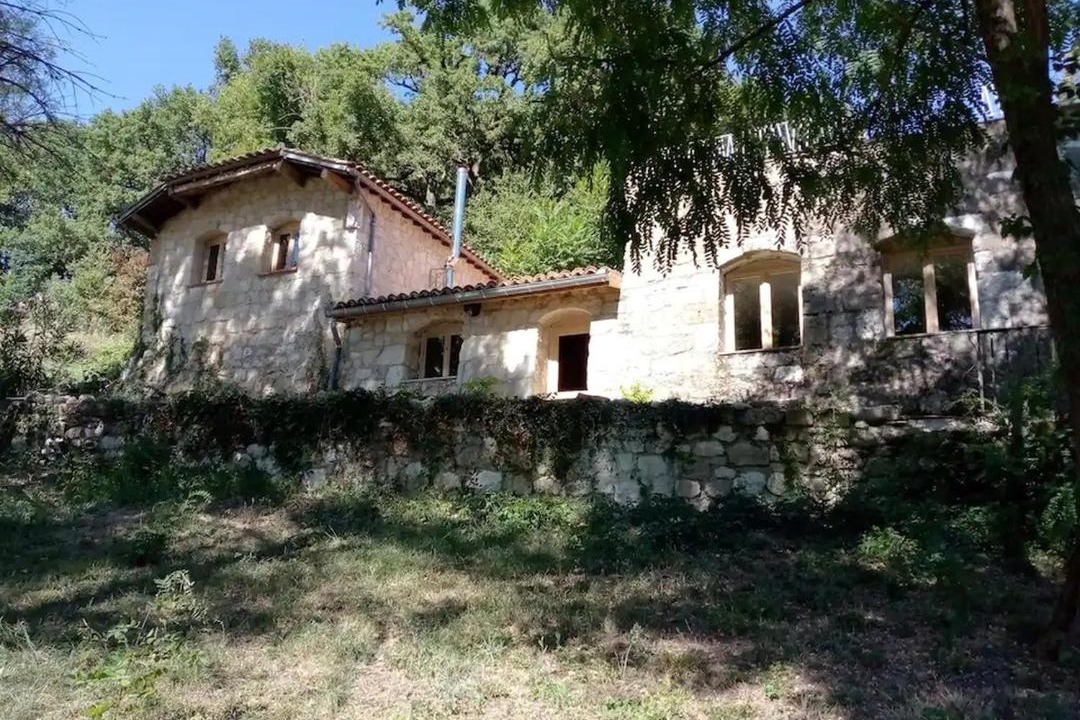 Photo of Buildings in L'Isle-Bouzon
