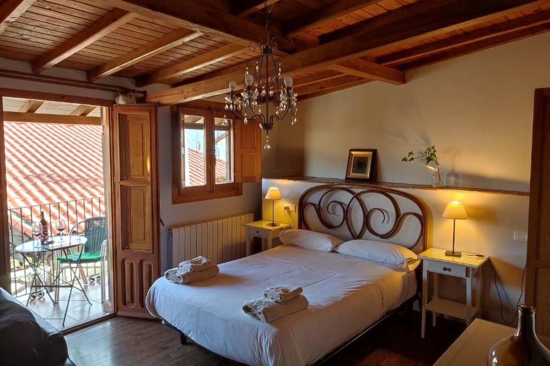 Photo of Bedroom in San Esteban de la Sierra