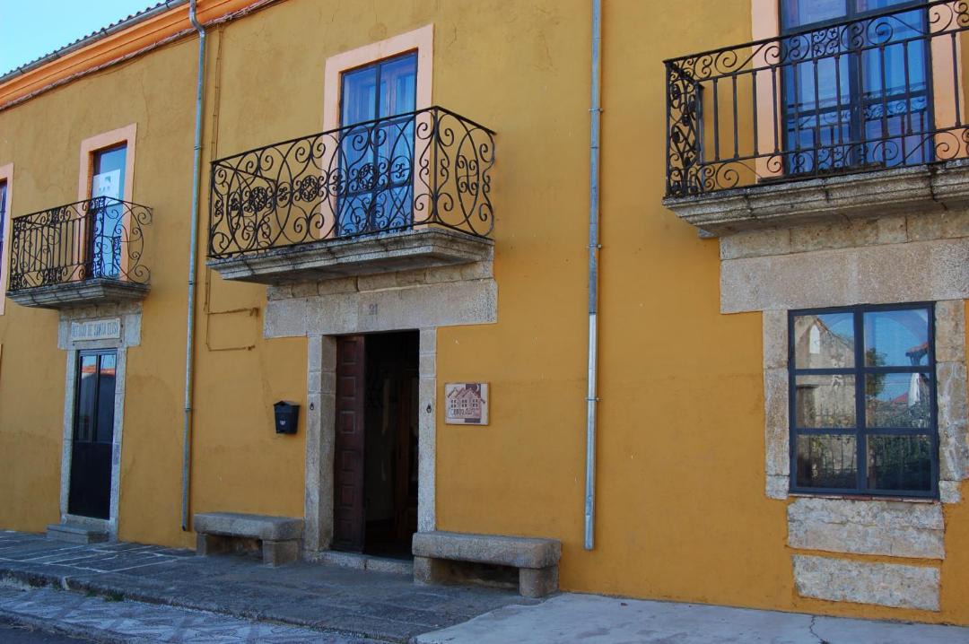 Photo of Buildings in El Bodon
