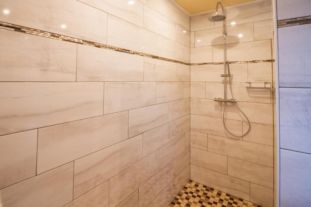 Photo of Bathroom in Visquard