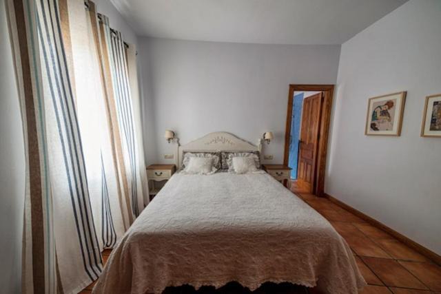 Photo of Bedroom in Serradilla