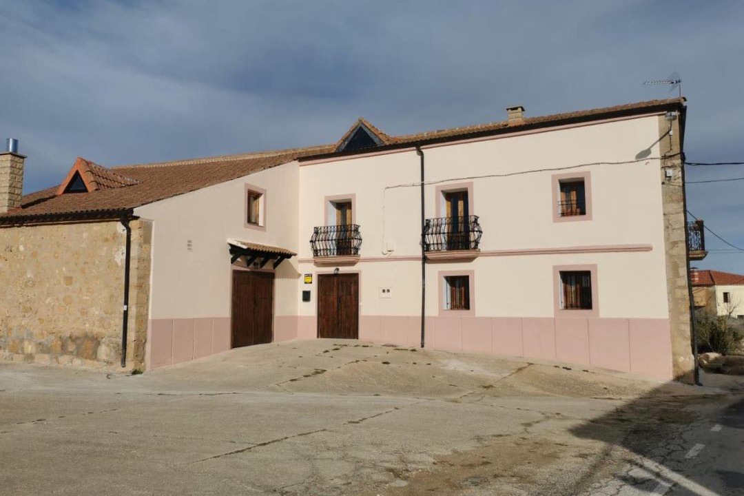 Photo of Buildings in Coscurita