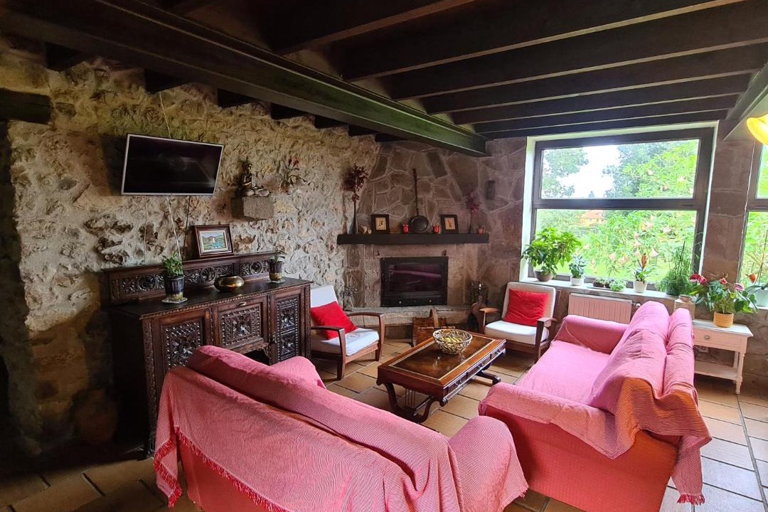 Photo of Livingroom in Camango