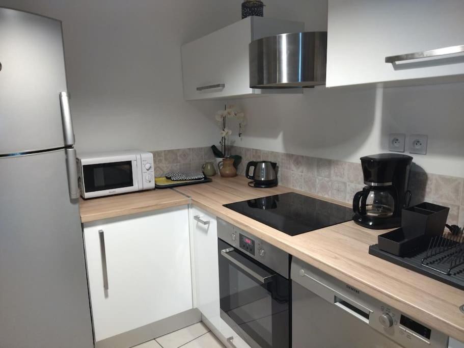 Photo of Kitchen in La Cote-Saint-Andre