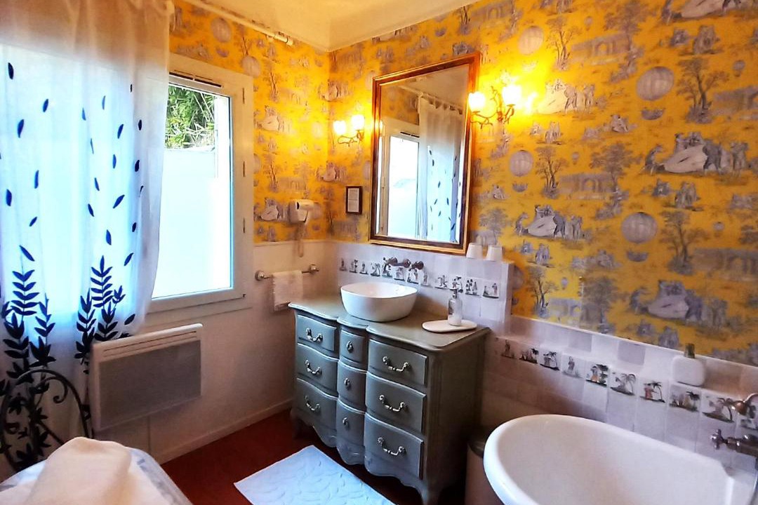 Photo of Bathroom in Sud