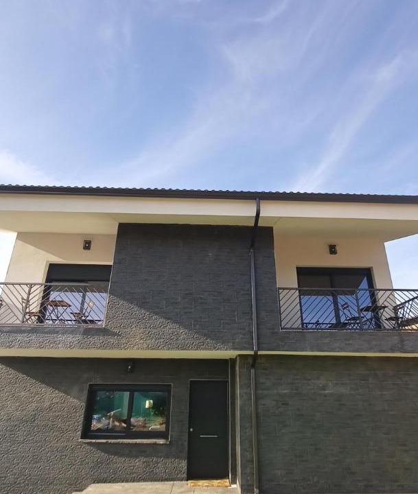 Photo of Buildings in Ahigal