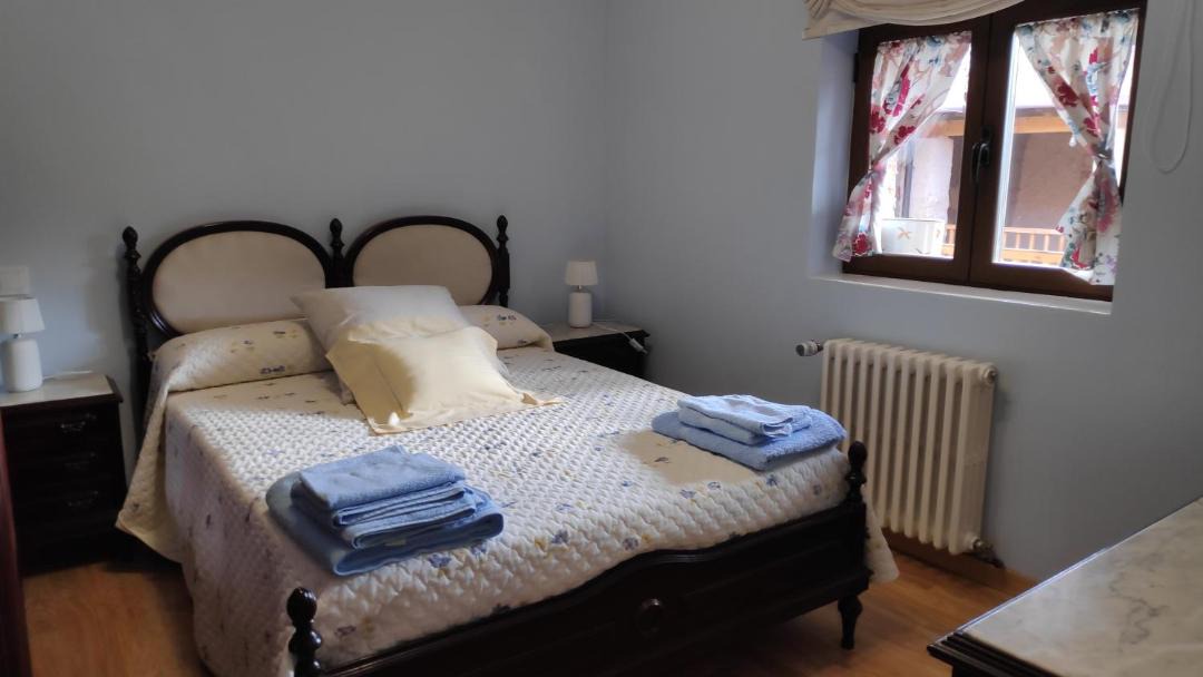 Photo of Bedroom in San Martin del Camino