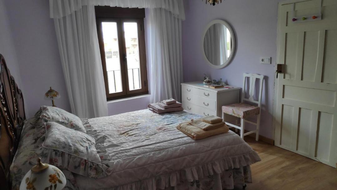 Photo of Bedroom in San Martin del Camino