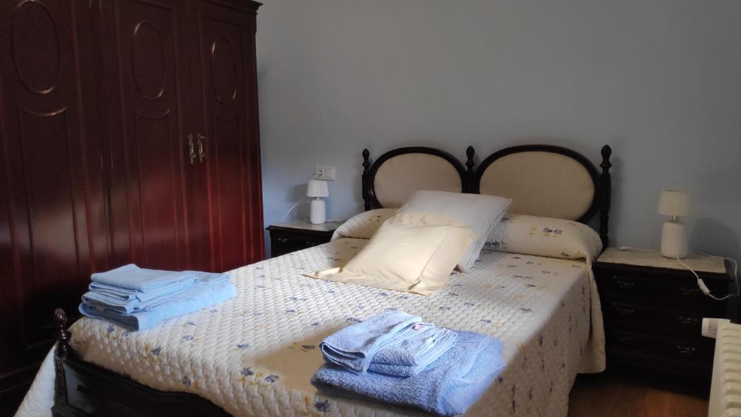Photo of Bedroom in San Martin del Camino
