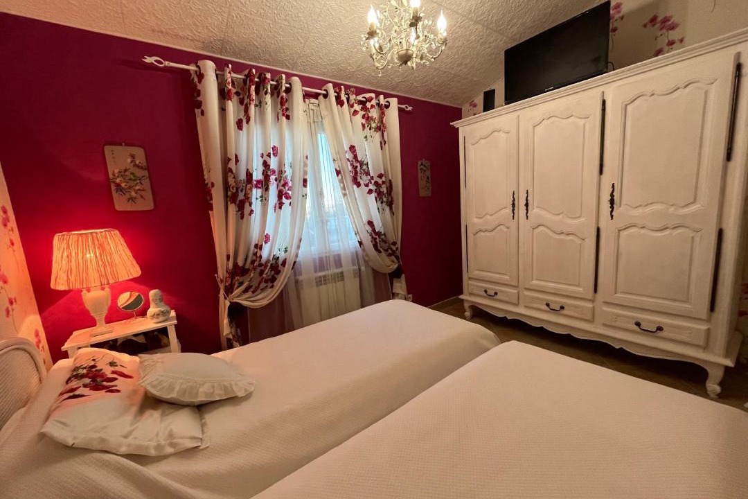 Photo of Bedroom in Sernhac
