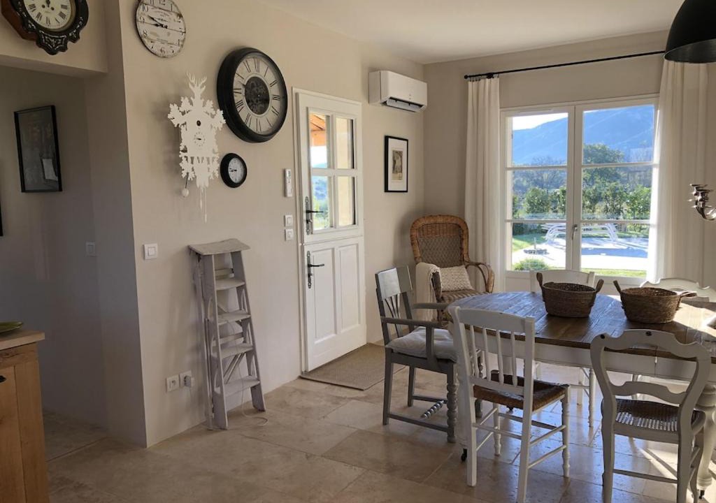 Photo of Livingroom in Lacoste