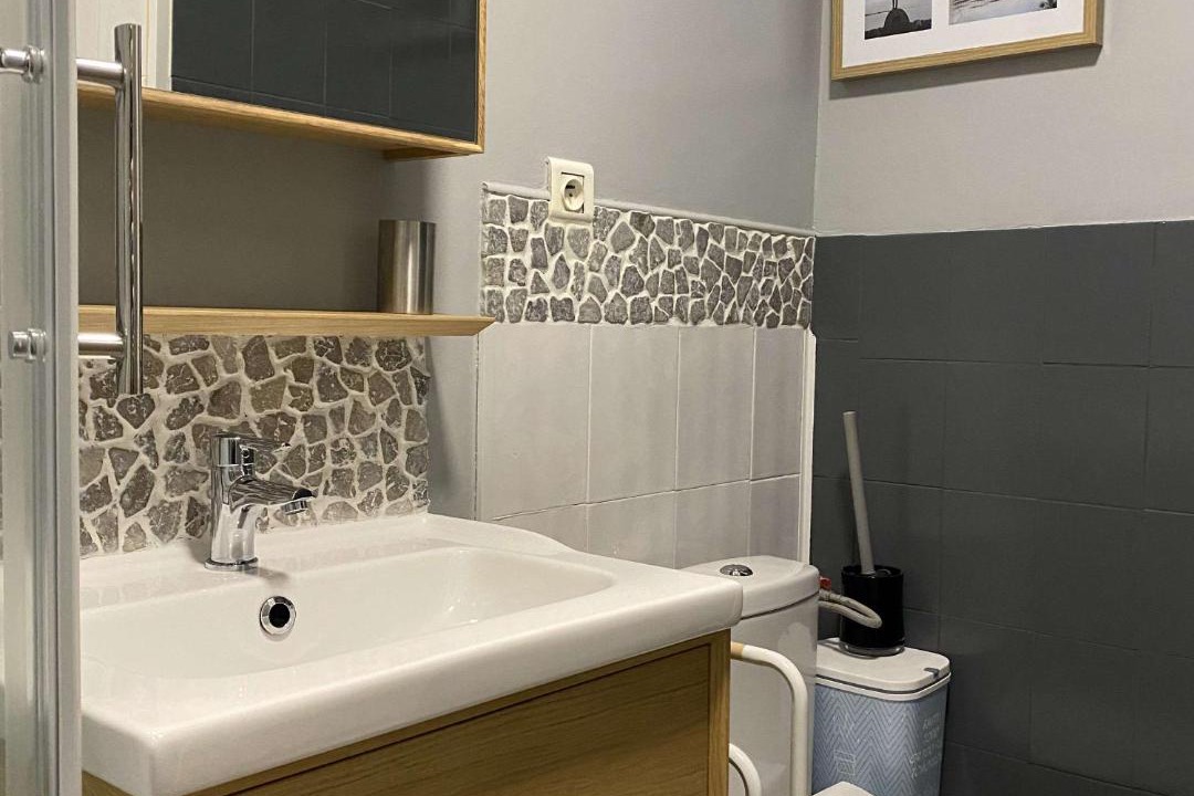 Photo of Bathroom in Balaruc-les-Bains