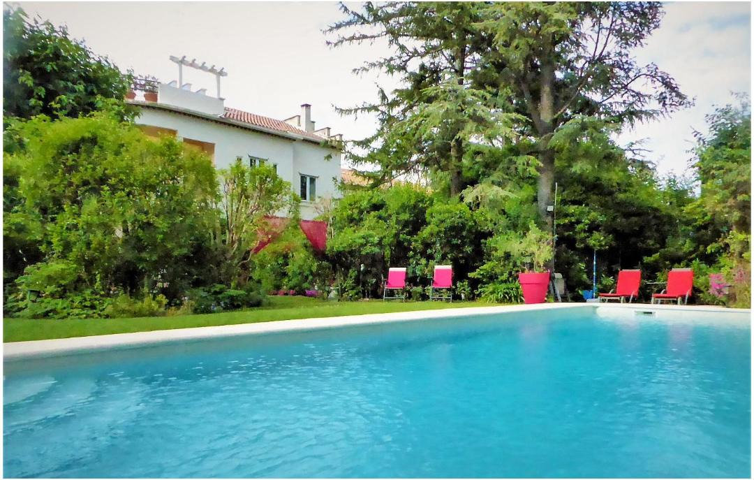 Photo of Outdoor in Avignon