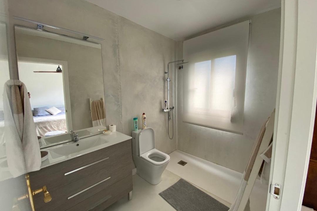 Photo of Bathroom in Aunon