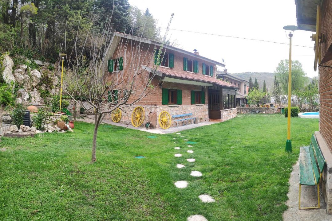 Photo of Buildings in Caspuenas