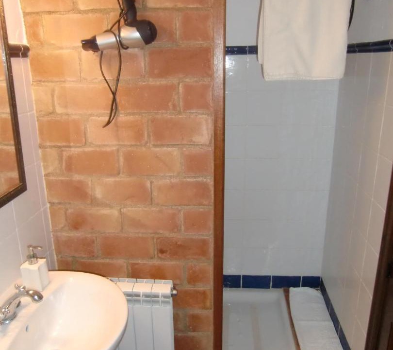 Photo of Bathroom in Chiva de Morella