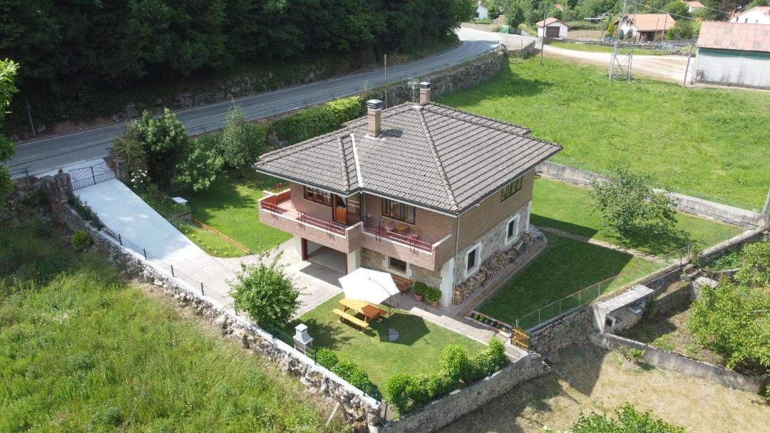 Photo of Buildings in Valle de Cabuerniga