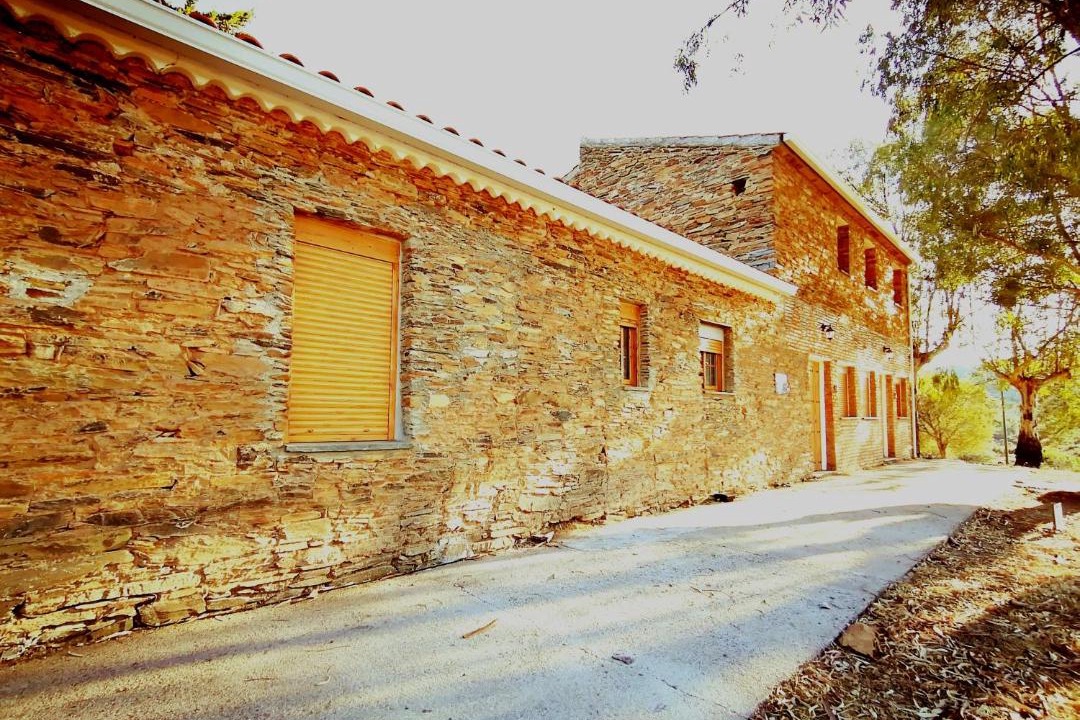 Photo of Buildings in La Codosera