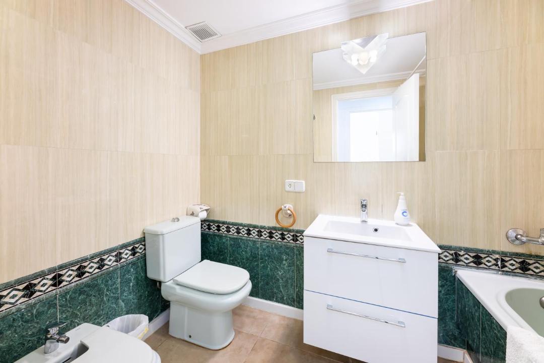Photo of Bathroom in Alcanada
