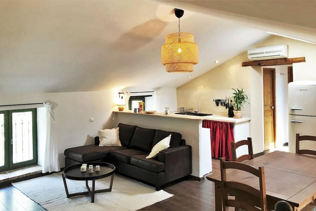 Photo of Livingroom in Goudargues