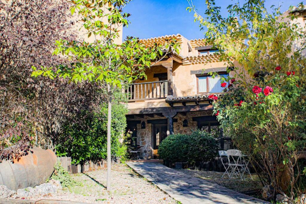 Photo of Buildings in El Olivar