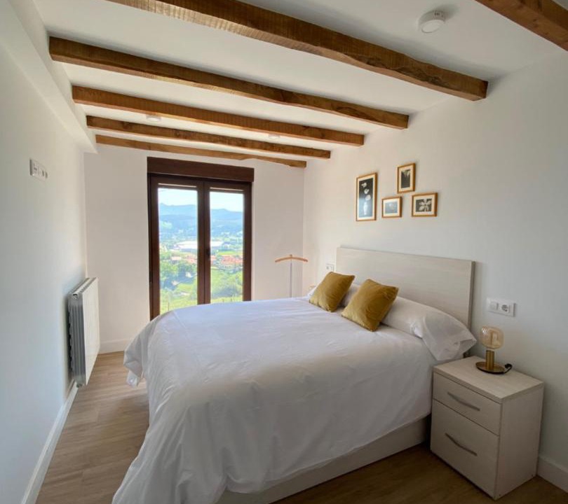 Photo of Bedroom in Sobarzo