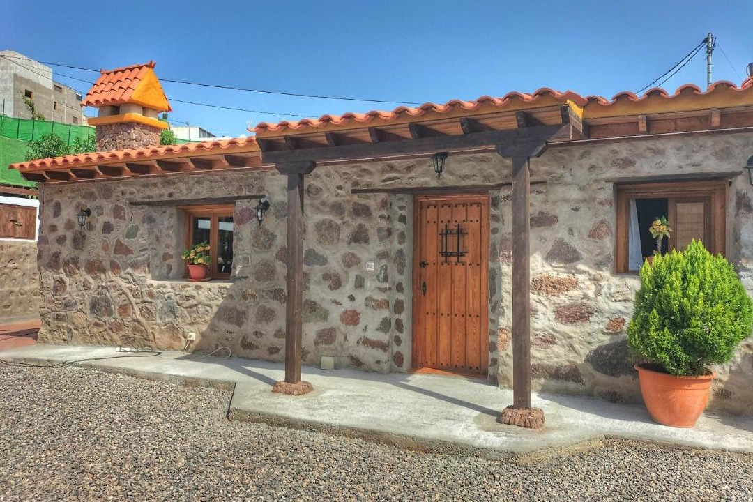 Photo of Buildings in La Aldea de San Nicolas