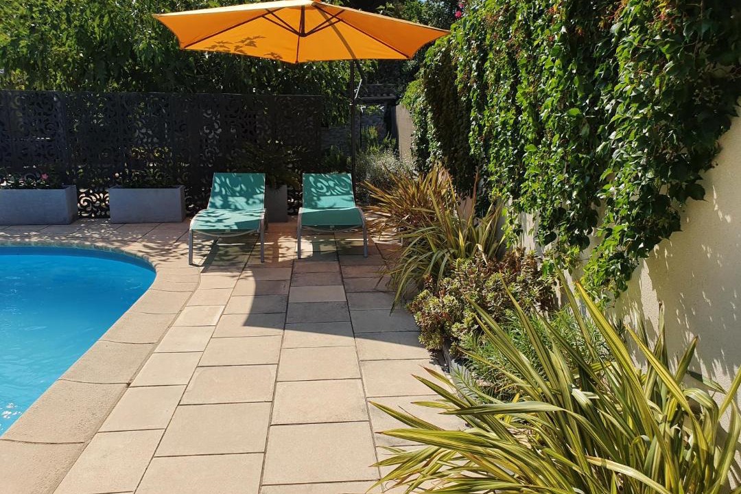 Photo of Outdoor in Comps