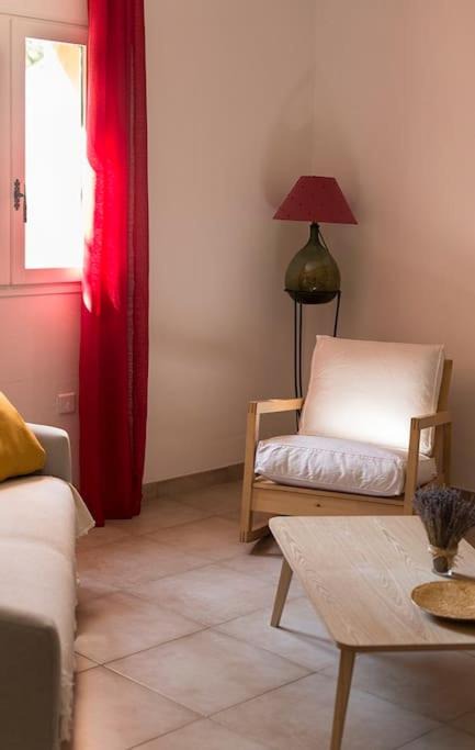 Photo of Bedroom in Sorgues