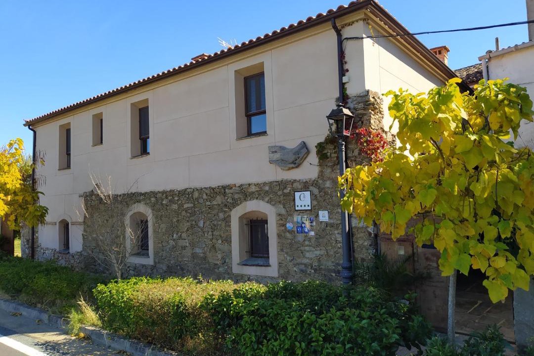 Photo of Buildings in Grimaldo