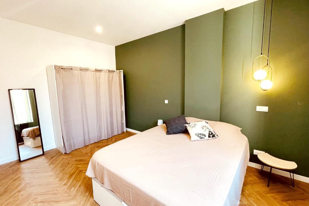 Photo of Bedroom in Faubourg