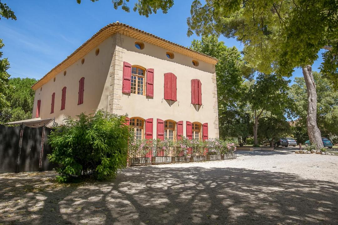 Photo of Buildings in Grand Sud