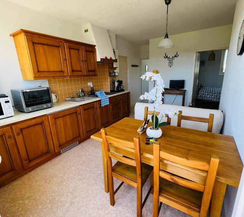 Photo of Kitchen in Saint-Laurent-en-Grandvaux