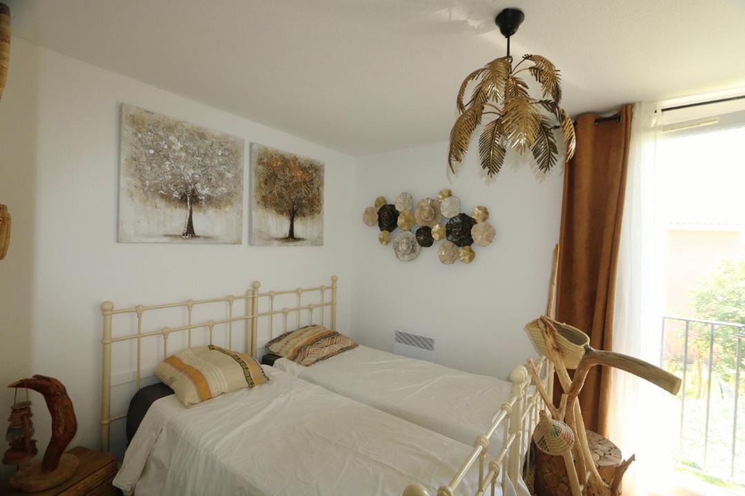 Photo of Bedroom in Saint-Saturnin-les-Avignon