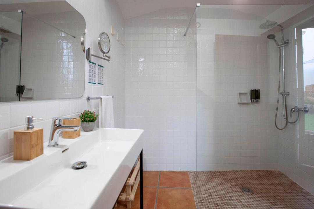 Photo of Bathroom in Cordobilla de Lacara