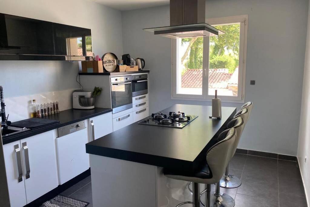 Photo of Kitchen in Entraigues-sur-la-Sorgue