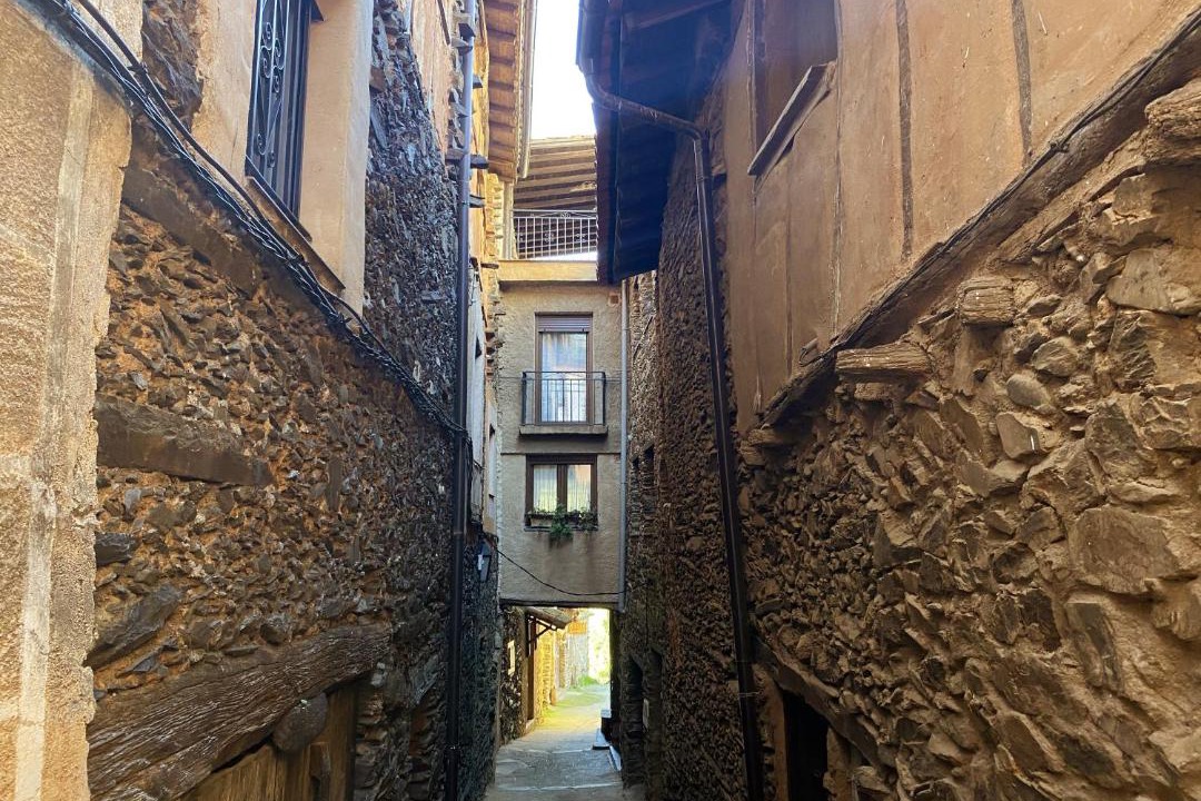 Photo of Buildings in Robledillo de Gata