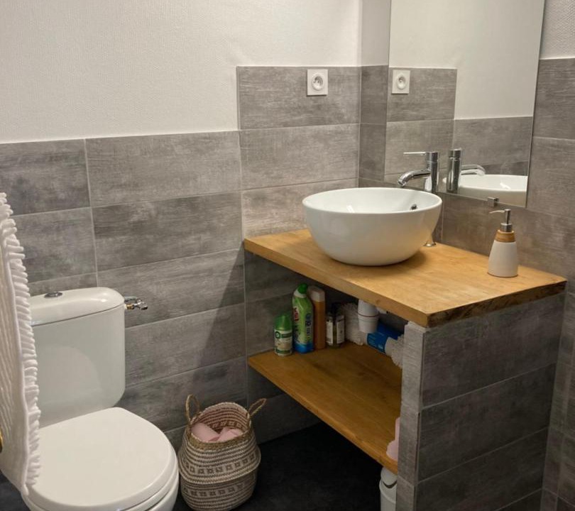 Photo of Bathroom in Saint-Nicolas-des-Biefs