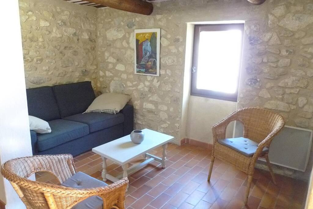 Photo of Livingroom in Lacoste