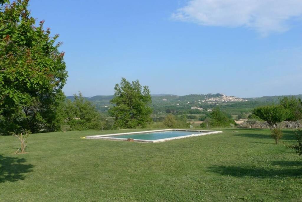 Photo of Outdoor in Lacoste