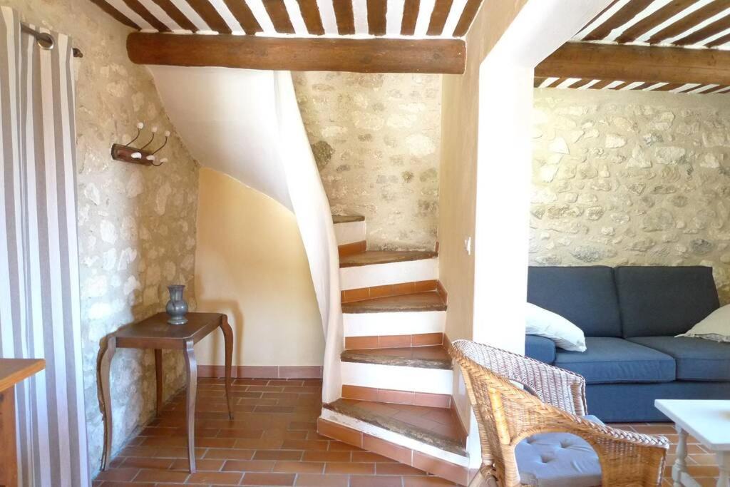 Photo of Livingroom in Lacoste