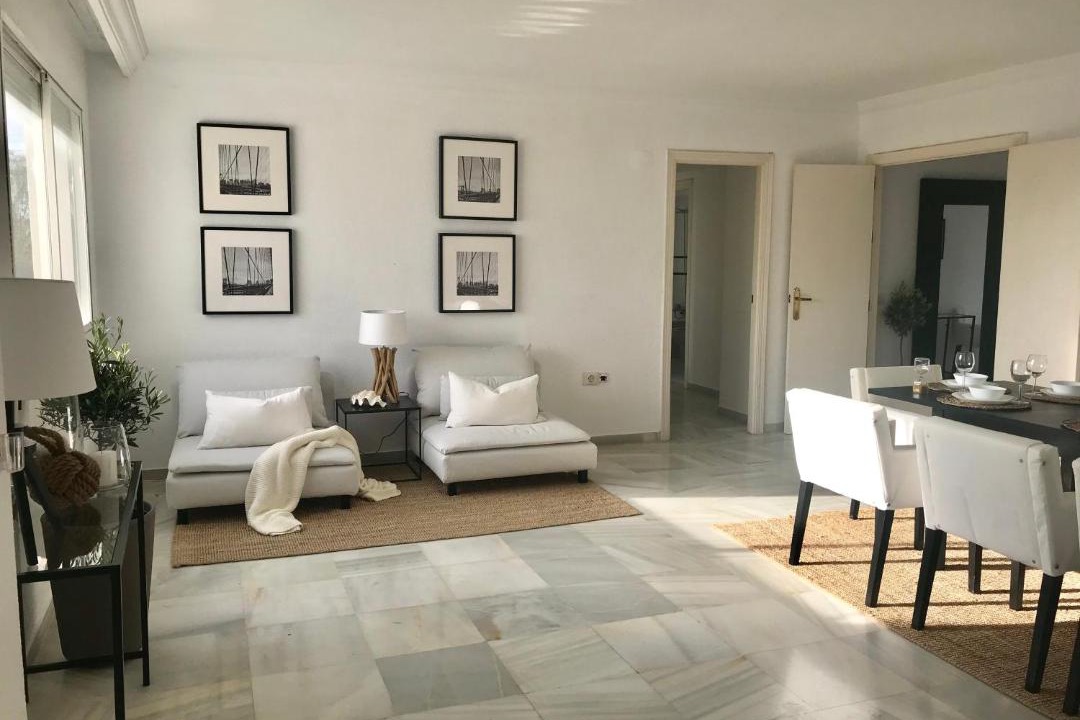 Photo of Livingroom in New Golden Mile