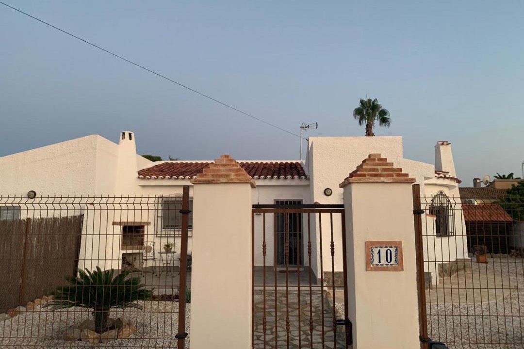 Photo of Buildings in La Siesta